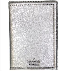 KATE SPADE | PASSPORT HOLDER